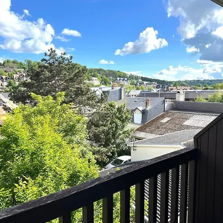 Apartment - Avec Terrasse Face A L'hippodrome *