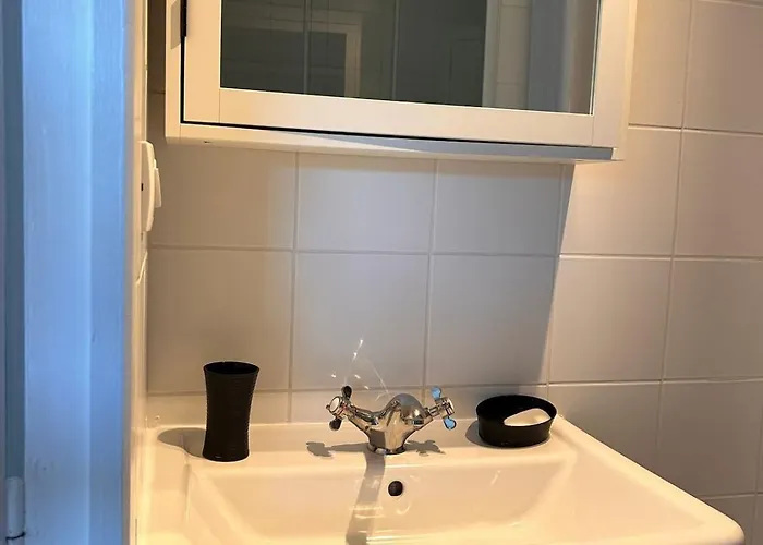 - Avec Terrasse Face A L'hippodrome *