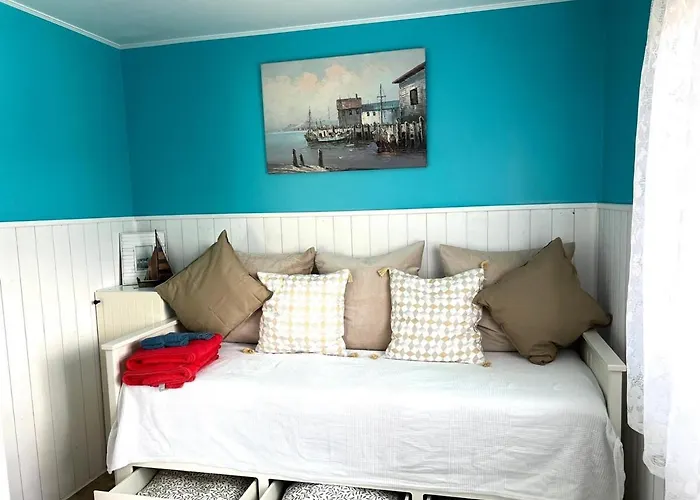 - Avec Terrasse Face A L'hippodrome Apartment *